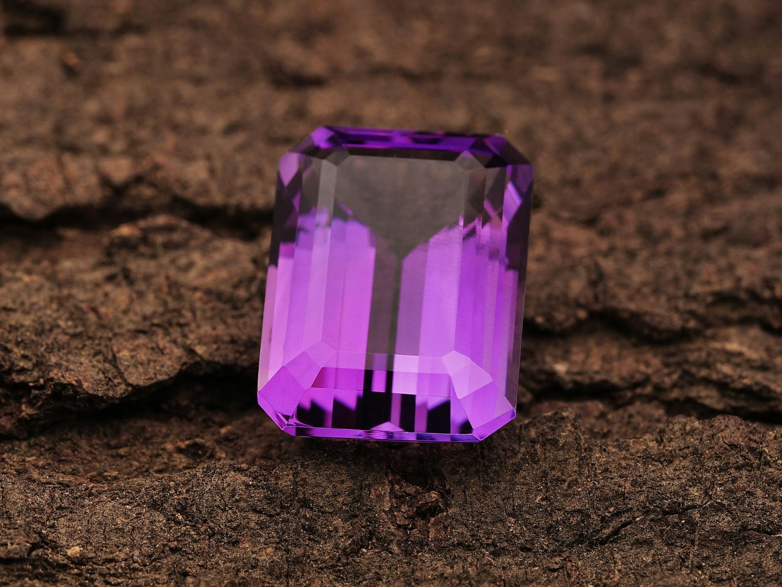 amethyst gemstone